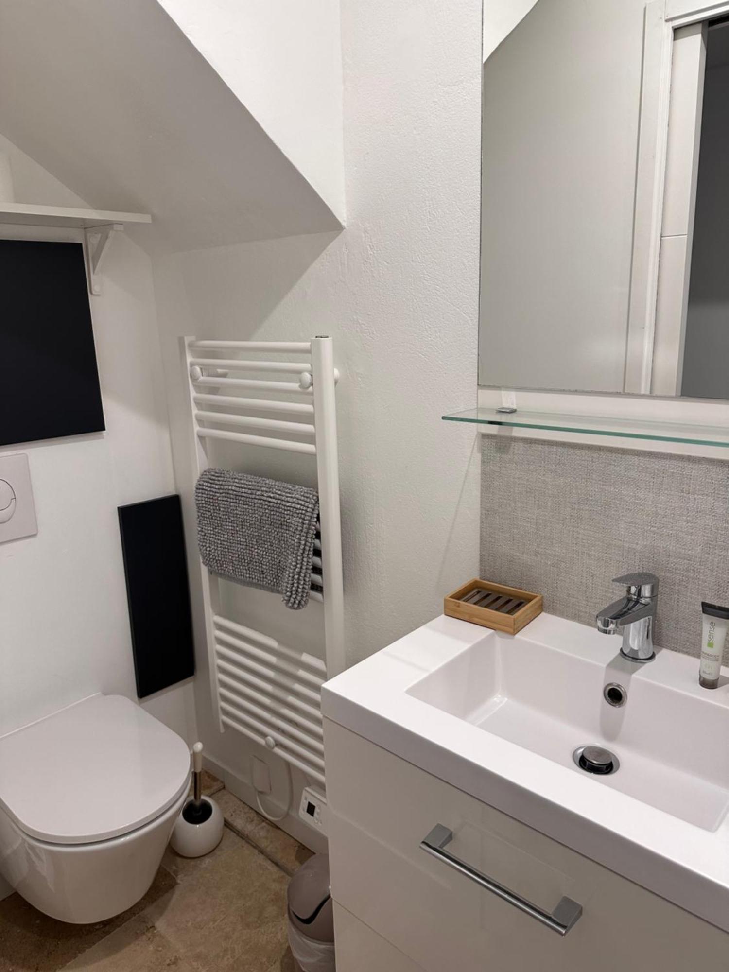 Appartements 3 Etoiles Terrasse Ou Patio Intra-Muros 에그모르트 외부 사진